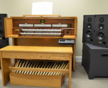 Rodgers Trillium 807 organ